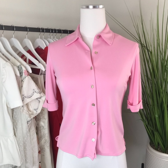 Ann Taylor® Petite Button Down Short Sleeve Fitted Blouse Barbiecore Balletcore - Picture 1 of 6